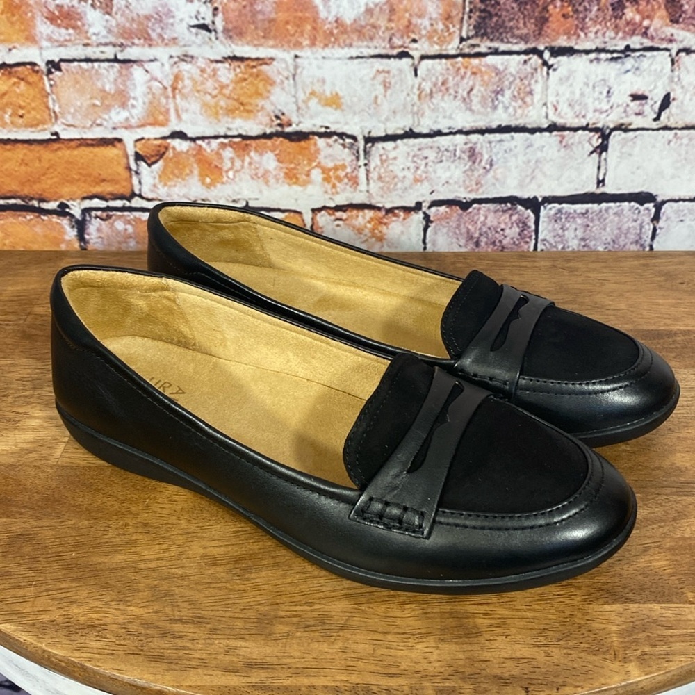 Naturalizer Womens Finley Black Leather Flat Loafer Shoe Size 9.5